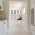 Comfortable And New Near The Sea!