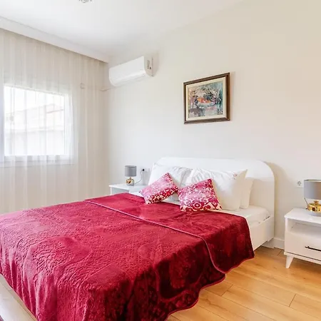 Comfortable And New Near The Sea! Апартаменты