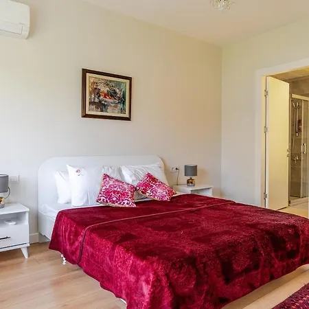 Comfortable And New Near The Sea! Апартаменты