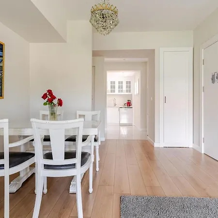 Comfortable And New Near The Sea! Apartment *